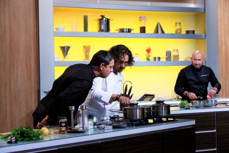 În ediția de marți seară ”Chefi la cuțite”, chef Scărlătescu a adjudecat a doua amuletă din concurs