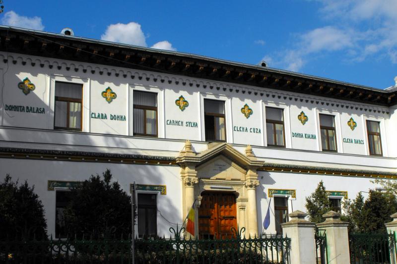 5 locuri bântuite din București prin care treci în fiecare zi fără să știi