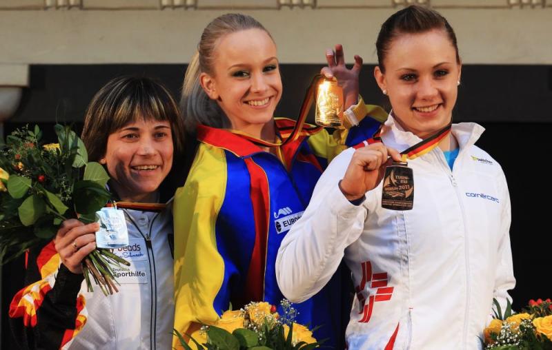 Povestea Oksanei Şuşovitina, gimnasta care la 43 de ani concurează la cel mai înalt nivel. Le-a avut ca adversare pe Cătălina Ponor sau Lavinia Miloșovici. Ele au renunțat, ea nu!