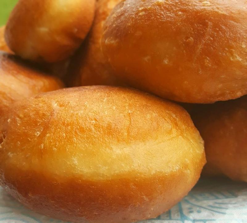 Cum preparăm Gogoși rumene și pufoase cu iaurt în aluat!