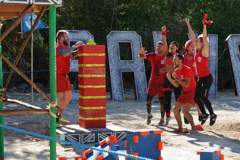 Rănită la un ochi, Paula Chirilă a fost trimisă la duel de colegii din ”Ultimul Trib”: ”Balivernele și lacrimile de crocodil nu mă impresionează”