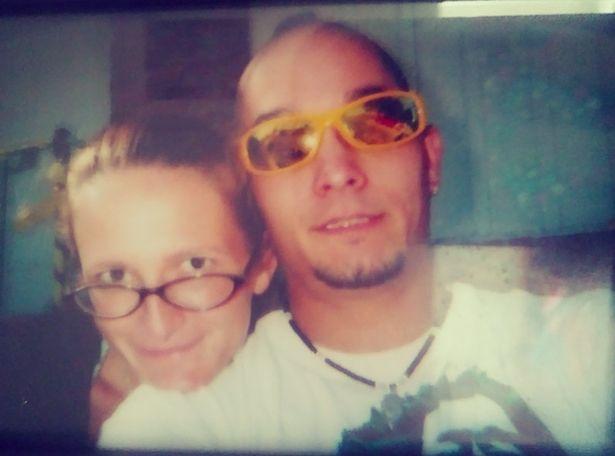 Clipe de groază pentru o mămică! Femeia a fost lovită și înjunghiată de băiețelul ei în vârstă de 2 ani. ,,Vei vedea cu ochii tăi cum fiul tău te omoară''