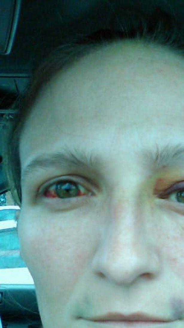 Clipe de groază pentru o mămică! Femeia a fost lovită și înjunghiată de băiețelul ei în vârstă de 2 ani. ,,Vei vedea cu ochii tăi cum fiul tău te omoară''