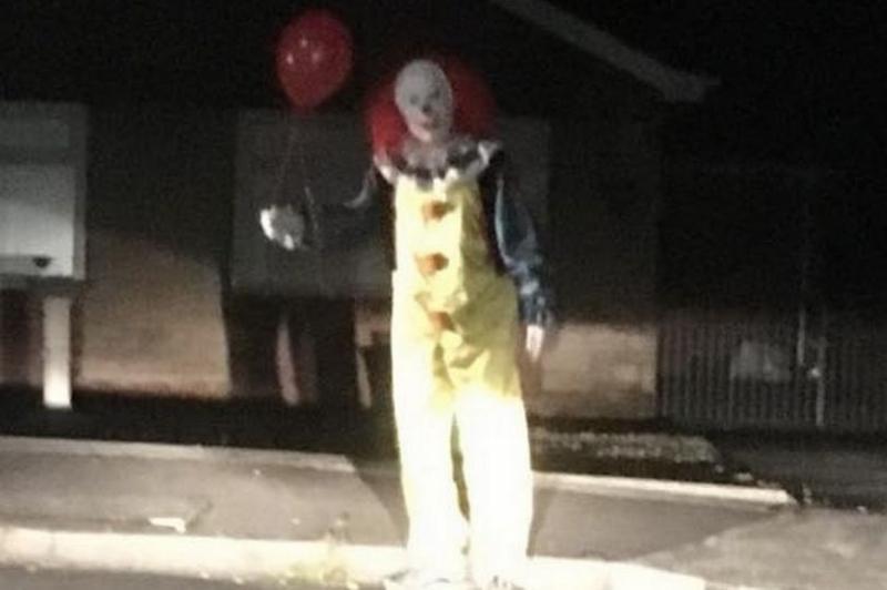 Clipe de GROAZĂ într-un sat! Halloweenul a ajuns la un alt nivel! Nimeni nu a avut curaj să iasă pe stradă