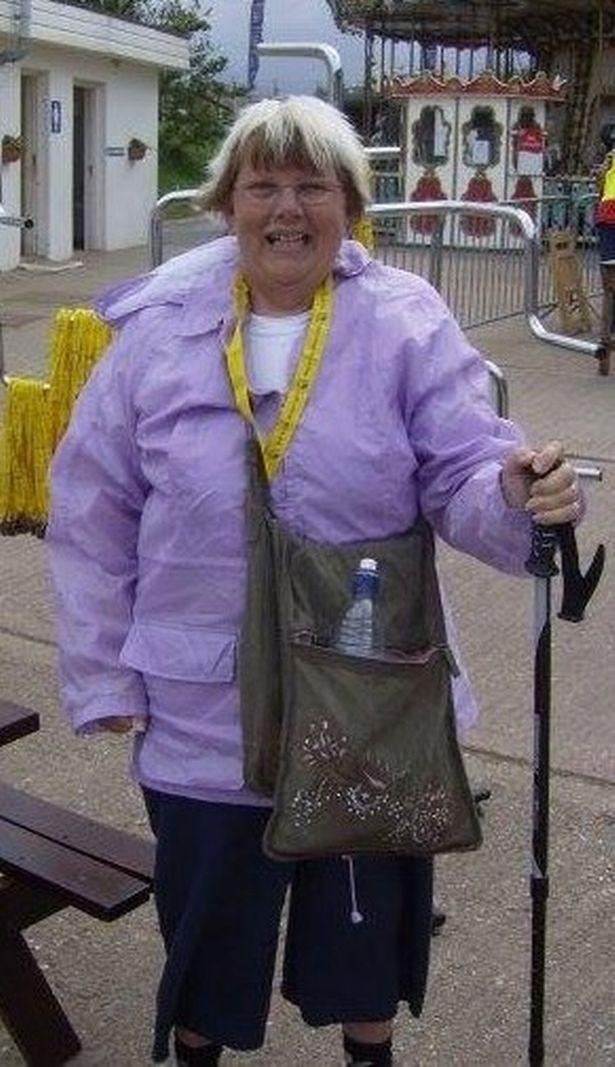 "Am 70 de ani şi fac striptease. Este cea mai bună alegere pe care am făcut-o în viaţă"