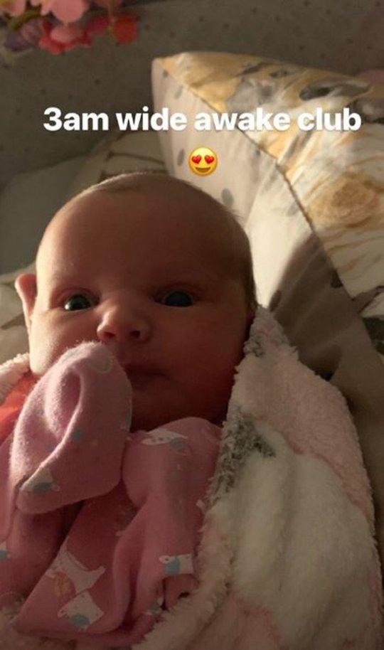 Cea mai numeroasă familie britanică s-a mărit! Femeia care a petrecut mai bine de 800 de săptămâni însărcinată a născut al 21-lea copil