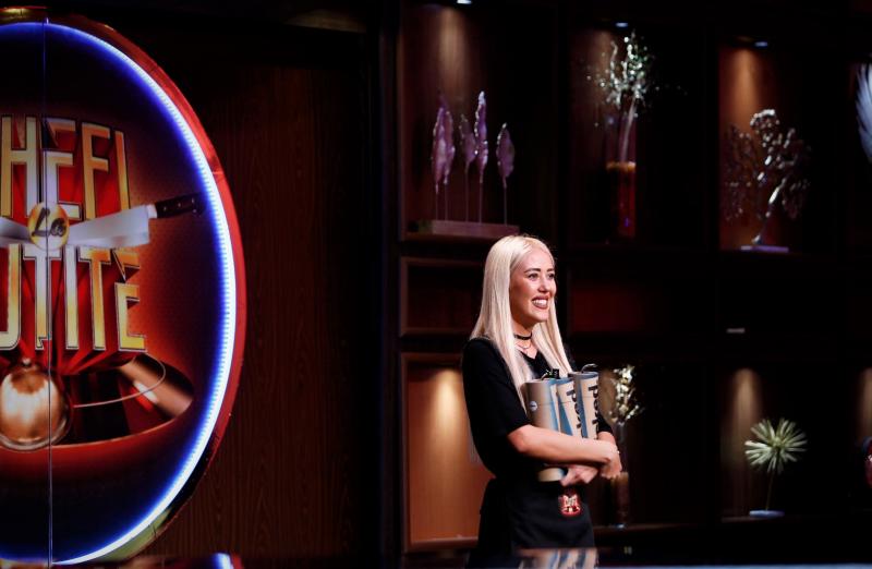 Sora Danielei Crudu își încearcă norocul la ”Chefi la cuțite”