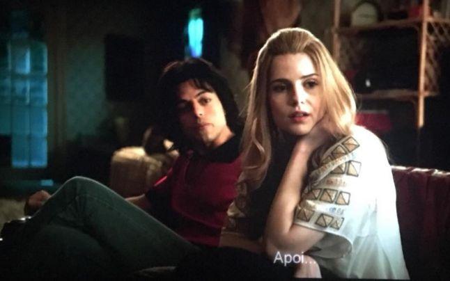 Ce tare! În ”Bohemian Rhapsody”, Mary Austin, iubita lui Freddie Mercury, poartă o ie românească, de Breaza!