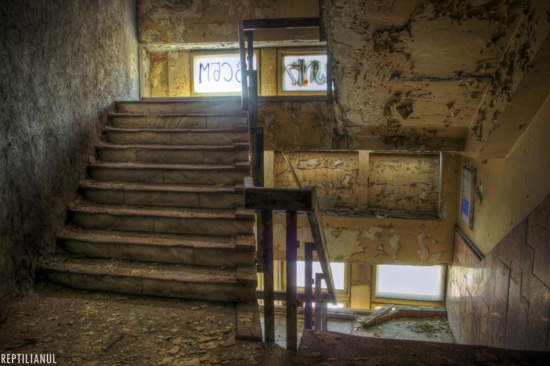 A fost demolat magazinul preferat al lui Nicolae Ceaușescu, situat în buricul Bucureștiului! De aici își cumpăra tovarășul hainele