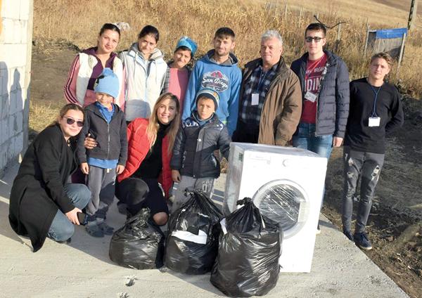 Poți să nu plângi? Motivul impresionant pentru care un copil sărac din Vaslui a refuzat să primească un corn cu ciocolată