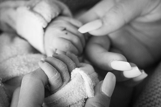 O mamă de înger! „Mi-au spus că bebelușul meu era sănătos, dar nu a avut nicio șansă la viață”