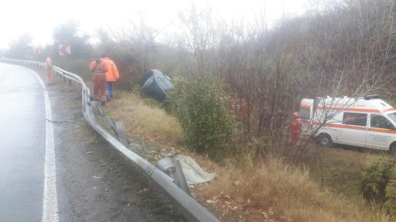 Ultimă oră:  Două persoane, rănite într-un accident rutier! Șoferul, în stare gravă, preluat de un elicopter SMURD