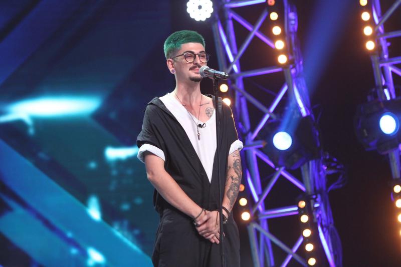 Muzică! Alexandru Stremițeanu a venit sigur pe el pe scena „X Factor” și a cântat senzațional „Skinny Love". „Nu te clintește nimic!”