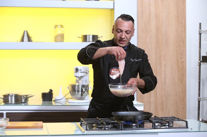 Bontea s-a accidentat grav la deget, de dragul victoriei! Ediție plină de surprize la „Chefi la cuțite”, cu rețete de care sigur nu ai auzit