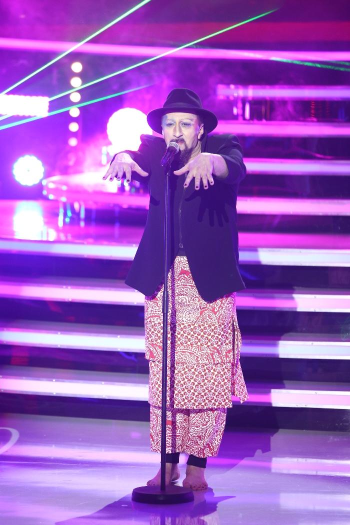 Celine Dion, Barbara Streisand, Justin Timberlake și Boy George,  pe aceeași scenă cu Elena Cârstea și Petrică Mâțu Stoian, la “Te cunosc de undeva!”