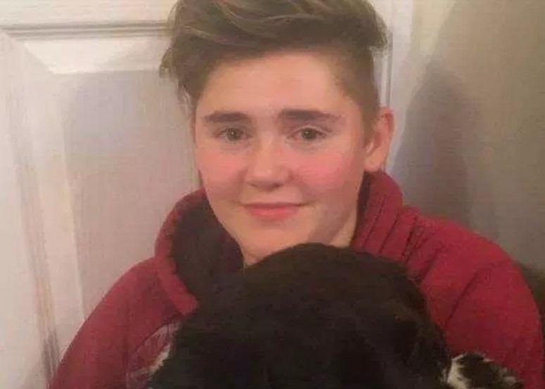 Viața bate filmul! Mai are puțin de trăit, dar soția lui infidelă s-a săturat să îi aștepte moartea. „A pus un asasin transsexual pe urmele mele, dar tot o iubesc”