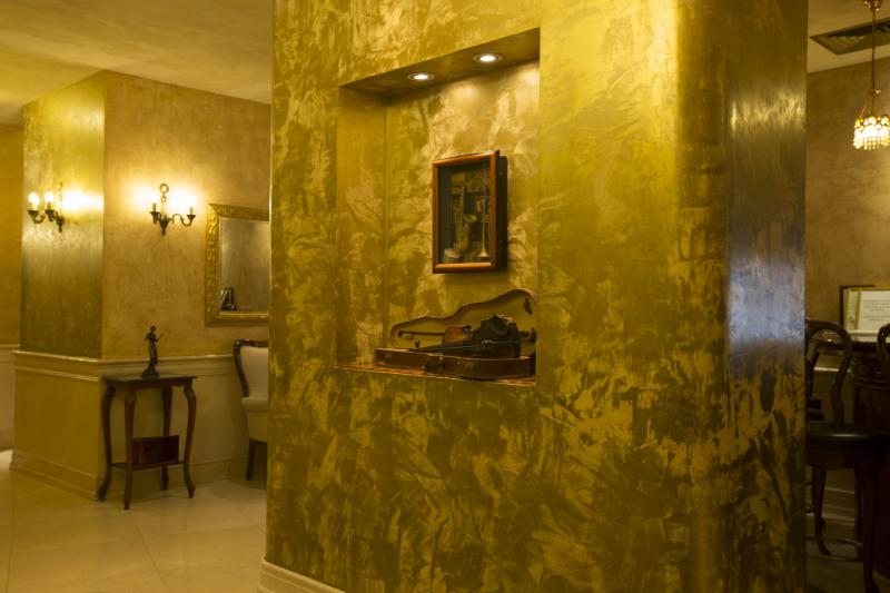 Cauți un boutique hotel în București? Ai de unde alege: ”Central”, ”Venezia” sau ”Opera”