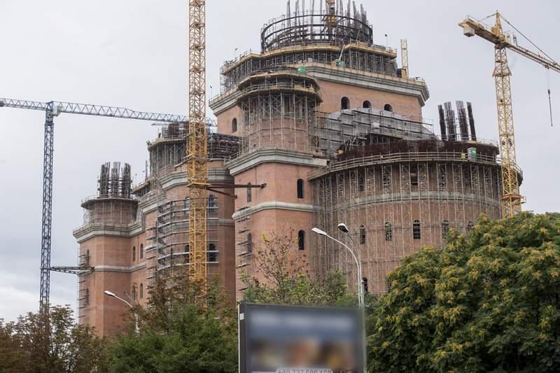 Amendă colosală pentru Catedrala Mântuirii Neamului! Cât va plăti contructorul și ce greșeală a făcut