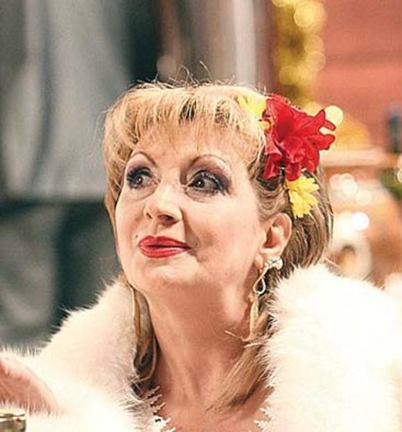 Scandalul pe avere izbucnit în familia Ilenei Ciuculete, la un pas să fie stins! S-a aflat câți bani vor primi băieții artistei de la Cornel Galeș