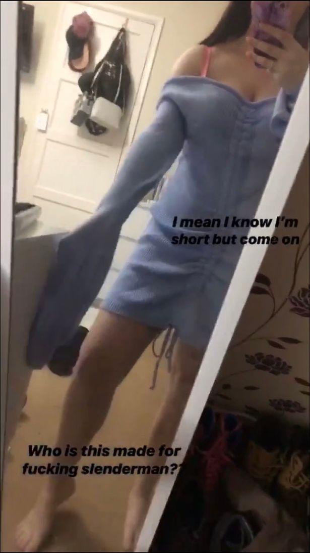 O tânără și-a comandat o rochie de pe internet, dat a trăit un adevărat șoc! Ce „surpriză” a primit