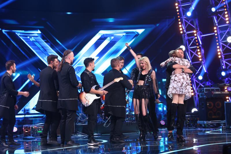 Cristi și Rodica versus trupa VOX, un duel exploziv! Horia Brenciu a fost în extaz: ”Bă, a venit ăla în față cu chitara și făcea așa! Bravo!”