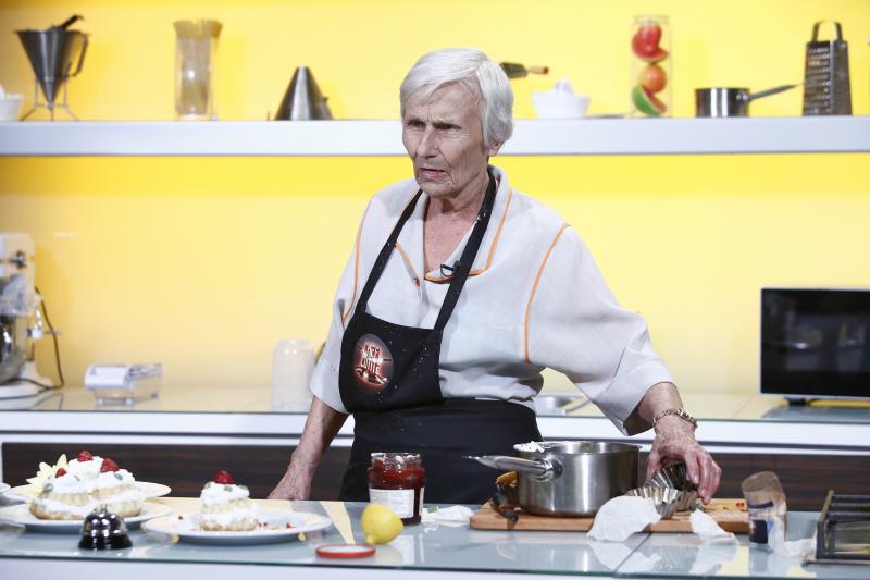 Ea e prima concurentă din echipa lui chef Scărlătescu! S-a dat cuțitul de aur, în ediția a treia "Chefi la cuțite"