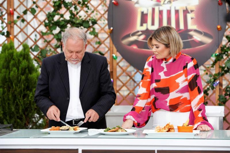 ”Chefi la cuțite”, lider de piață cu ediția de luni seară: Chef Scărlătescu a ales un bucătar ”de aur” în echipa sa