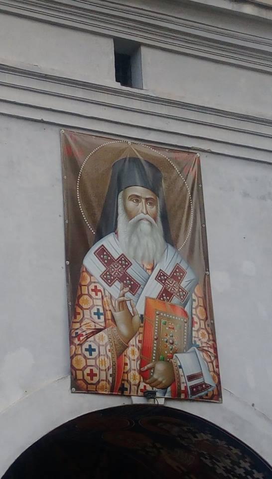 Se apropie marea prăznuire a Sfântului Nectarie de la Eghina, vindecătorul de cancer și tămăduitorul oamenilor aflați în suferință și nevoie! Când și unde ne putem închina la moaștele Sfântului Ierarh Nectarie de Eghina