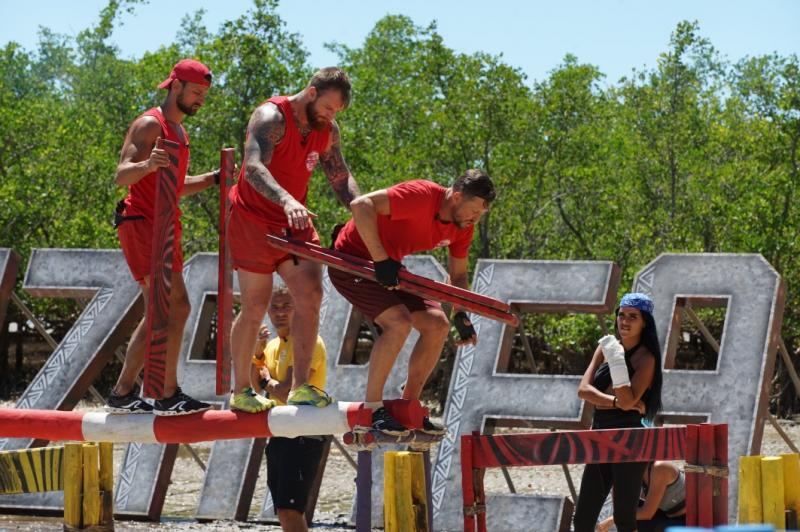 A început jocul de Nominalizare. Proba ”Punte în echilibru” le-a testat răbdarea concurenților. Care este prima echipă ce trimite om la Duel?