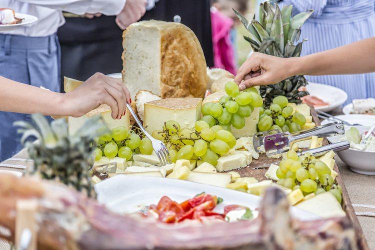 Chef Nicolai Tand a făcut nuntă magică de moroșan adevărat! „Am făcut în curte, am avut pită de casă din vecini...”