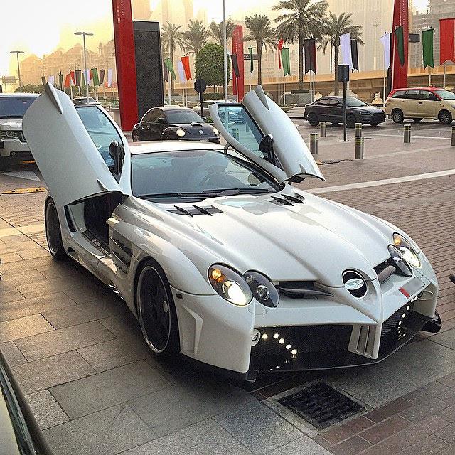 Inedit! În curând poliția din Dubai va patrula pe străzi cu motociclete zburătoare. La ce sumă ajunge o astfel de motocicletă revoluționară