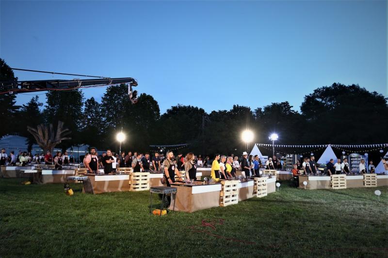 Bootcamp-ul  ”Chefi la cuțite” dă startul competiției