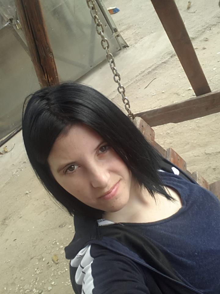 A apărut mama copiilor care au fost abandonați la poarta Spitalului din Alexandria! Cine este femeia care și-a lăsat băieții în frig ore în șir