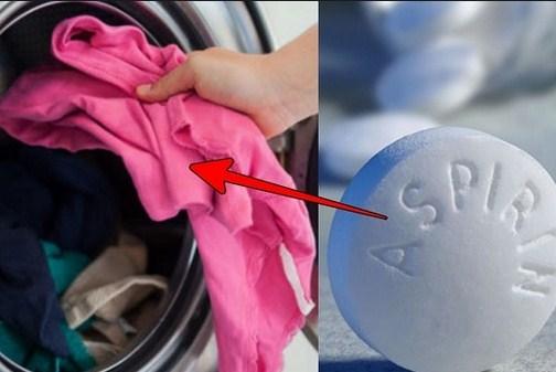 O femeie a pus aspirină în mașina de spălat și a așteptat! Surpriza a fost uriașă