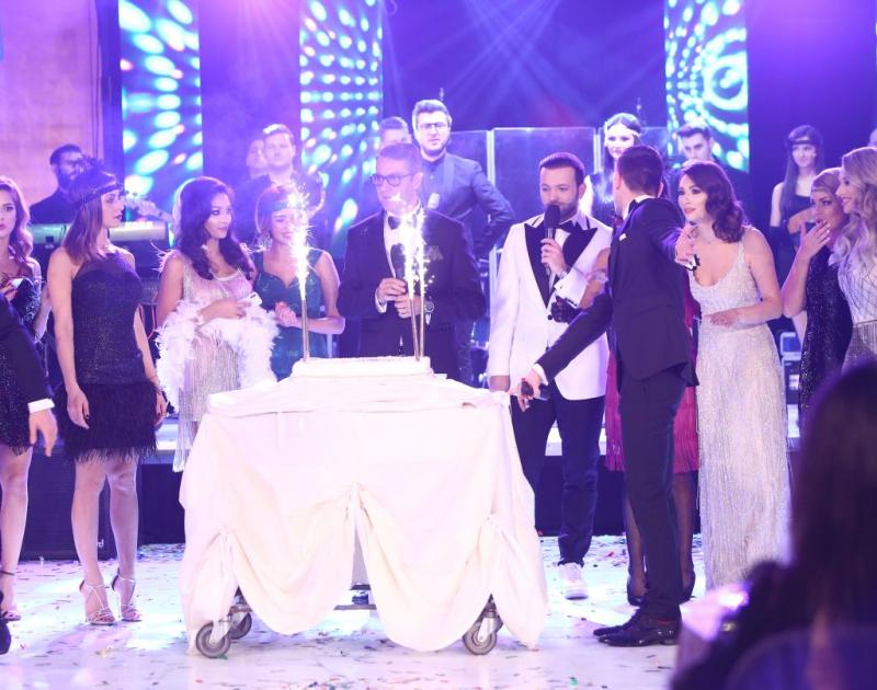 Antena Stars aniversează cinci ani de existență.  Mihai Morar și Cristi Brancu, amfitrionii unei petreceri plină de strălucire