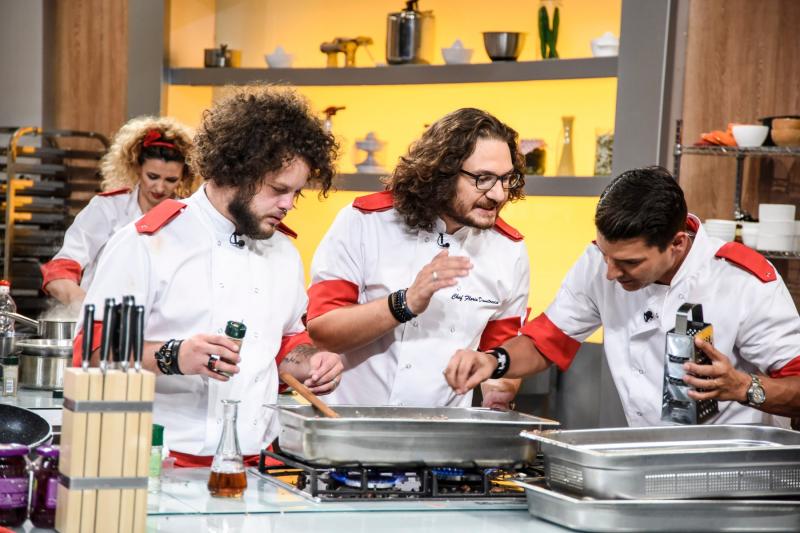 Actorii din serialul „Fructul oprit” vin la emisiunea „Chefi la cuțite”! Bontea, Scărlătescu și Dumitrescu primesc verdictul