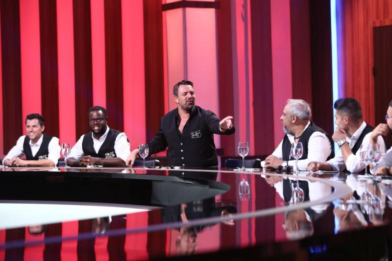 ”Chefi la cuțite” și Antena 1, în topul preferințelor românilor în prima zi de Crăciun! Ana, sora Danielei Crudu, test sub presiune la ”Chefi la cuțite”