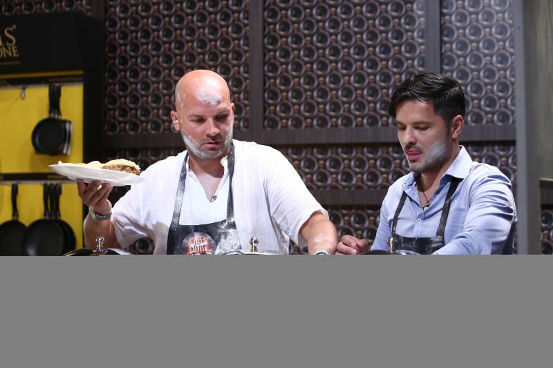 Nici ei nu mai știu ce-au făcut! Liviu și Andrei versus chefii, confruntarea finală: „Știți de ce nu vrem cuțitele voastre?”