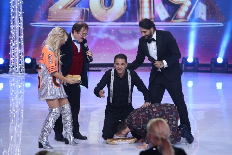 Revelionului Starurilor 2019, din culise: Dorian Popa a rupt ușa de la cabina lui Dan Negru