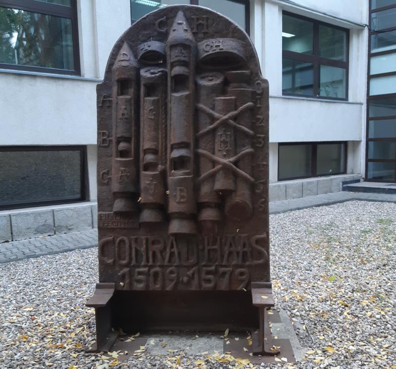 Sibianul care a dat omenirii racheta, acum 500 de ani! ”Cu toate acestea, vreau ca lumea să trăiască în pace!”