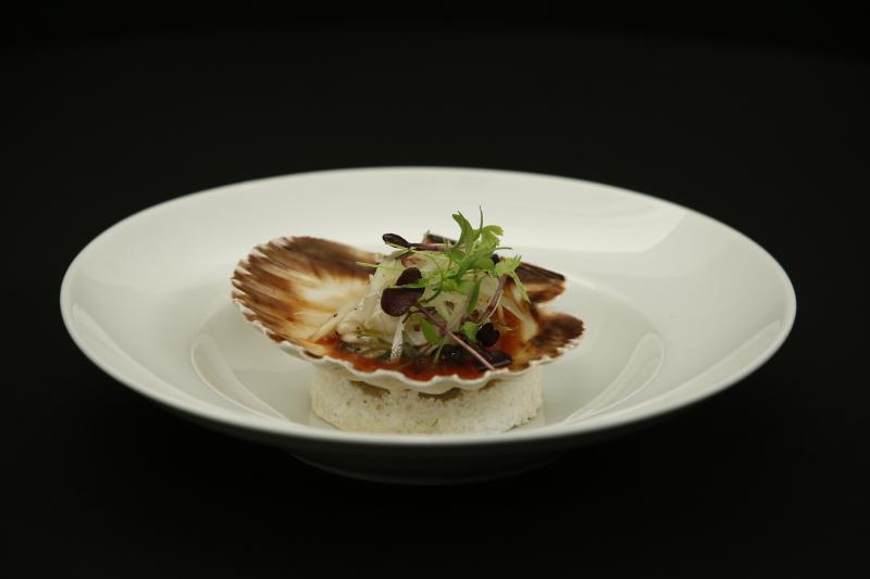 Emoțiile ating cote maxime! „Amuse bouche”-urile pregătite de chefi sunt jurizate de Marian Cernat! Ultima amuletă e la un pas de a fi câștigată