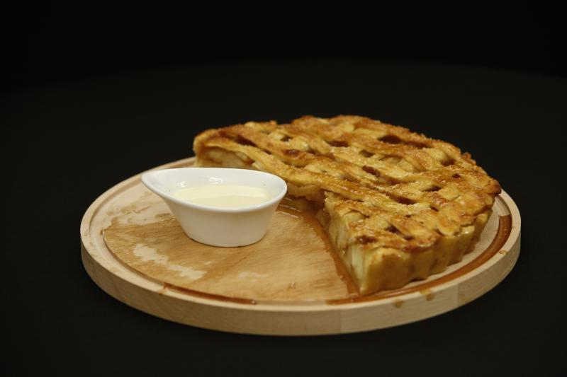 Plăcintele juraților ”Chefi la cuțite”, explozie de aromă și savoare