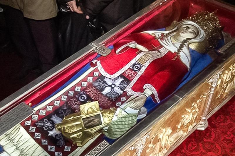 Sf Filofteia, 7 decembrie. Blestemul moaștelor de la Curtea de Argeș. Tradiții și superstiții