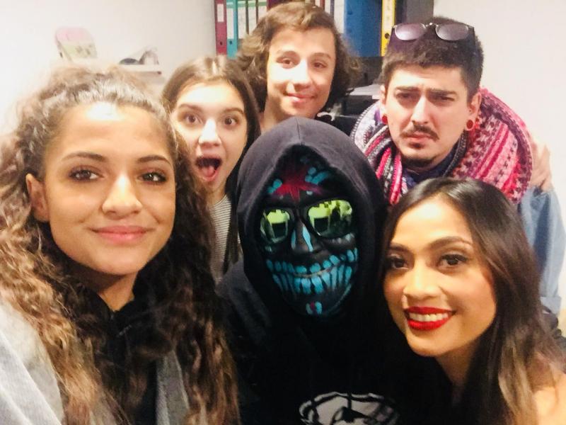 Cadouri, petreceri și multe ore de repetiții înaintea primei gale live ”X Factor”