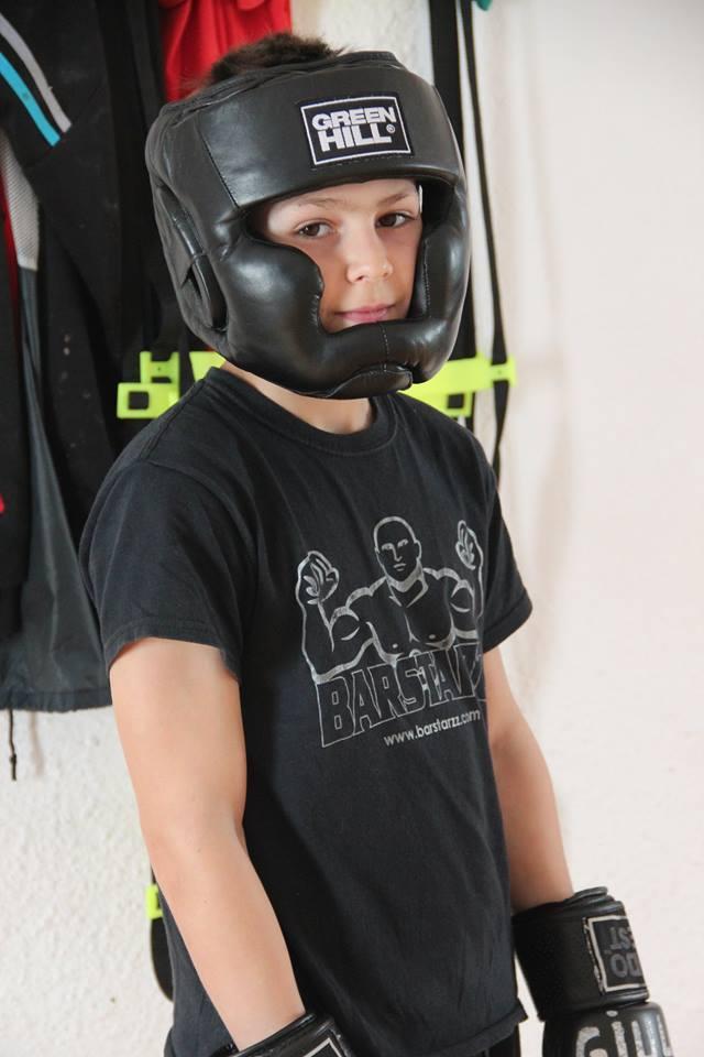 Micul Hercule s-a făcut mare! Cum arată acum Giuliano Stroe: muşchii au dispărut aproape de tot şi este adolecent în toată regula