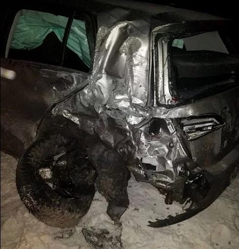 FOTO. Primele imagini cu MAŞINA distrusă a avocatului Daniel Ionaşcu: "A avut mare noroc"