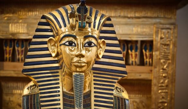 Egiptul Antic şi ale sale comori se mută la Bucureşti. Celebra mască a lui Tutankhamon vine în România. Povestea din spatele BLESTEMULUI care a îngrozit o lume întreagă