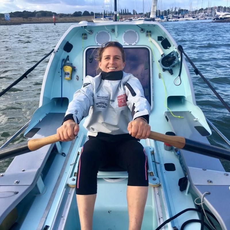 A învins cancerul de două ori, a traversat singură Atlanticul și a doborât un record mondial. Povestea copleșitoare din spatele succesului a impresionat o lume întreagă