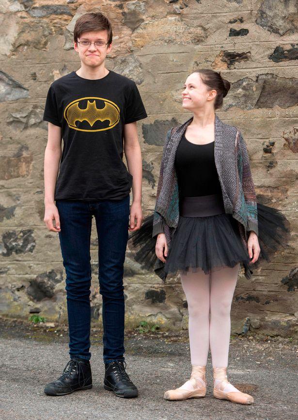 Povestea lui Errin, balerina cu chip de înger, „captivă” într-un trup de fetiță. Tot coșmarul a pornit de la o simplă alergie