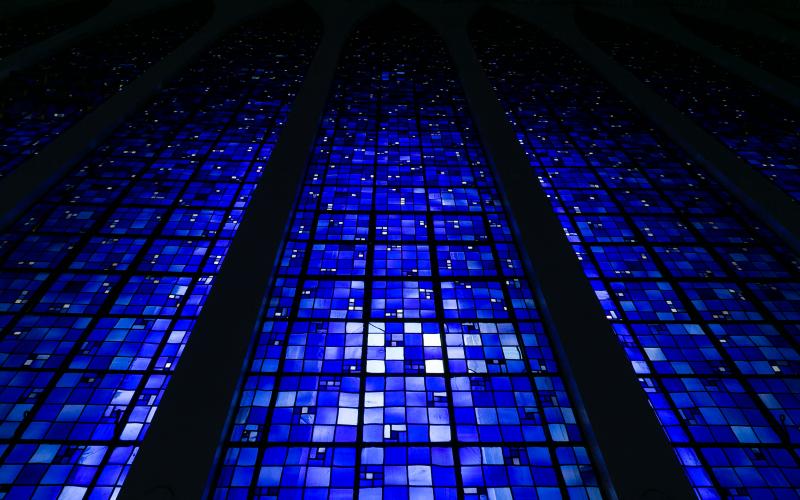 GALERIE FOTO: Biserica Dom Bosco, locul unde cerul atinge pământul. ”Aici e cel mai frumos albastru din lume!”